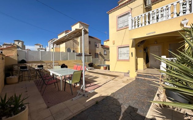 Apartamento - Resale - San Miguel de Salinas - Las filipinas
