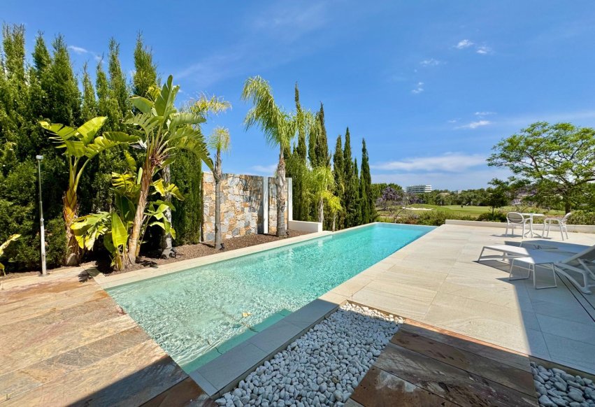 Chalet independiente en Las Colinas Golf - Orihuela 4