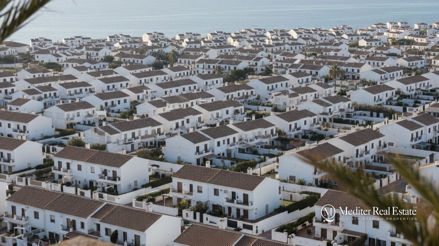 How the Plusvalía Municipal Tax Is Calculated on a Costa Cálida Sale in 2026: Real vs Objective Method