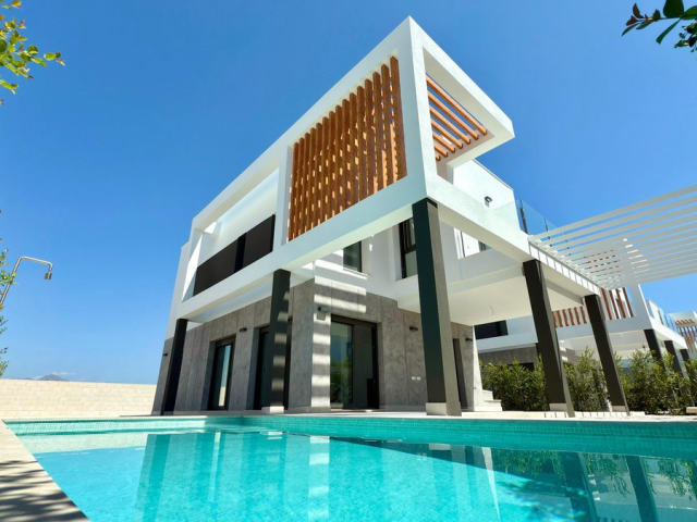 Вилла на продажу, Alicante