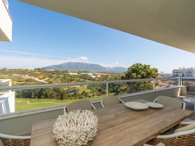 Frontline golf apartments in La Cala Golf - Lagar Martell