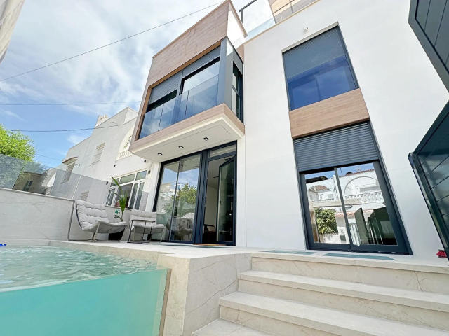 Town House for sale, Aguas Nuevas, Torrevieja