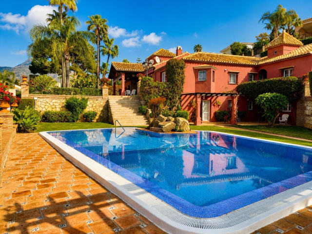 Villa for sale, Benalmádena