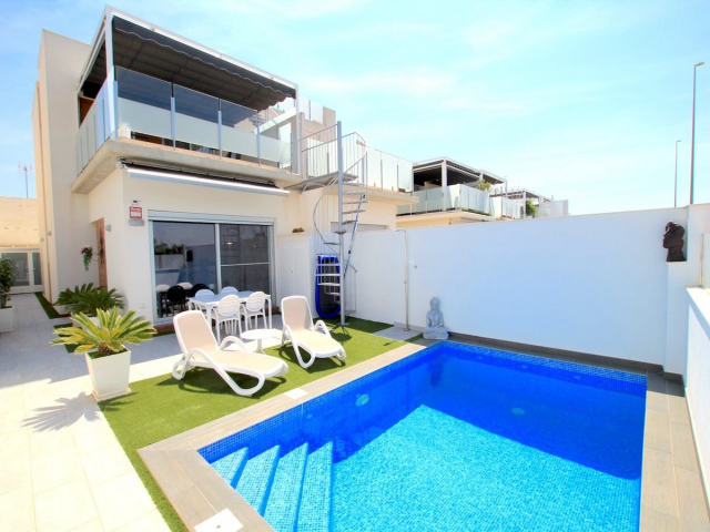Villa te koop, Daya Vieja