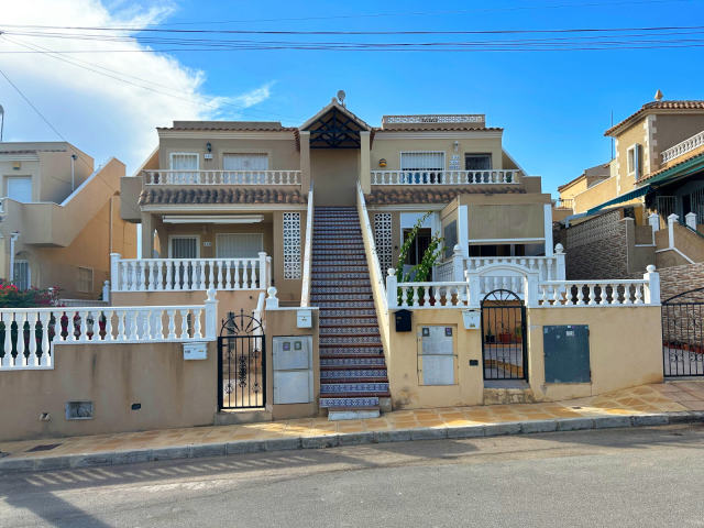 Bungalow en venta, Las filipinas, San Miguel de Salinas