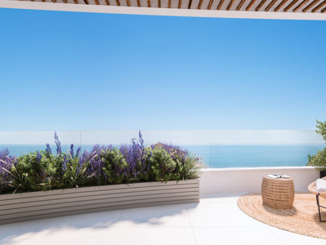 Apartments with sea views in Solymar - Puerto Marina