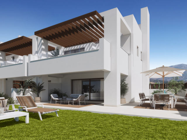 Frontline golf villas and houses in Mijas Golf