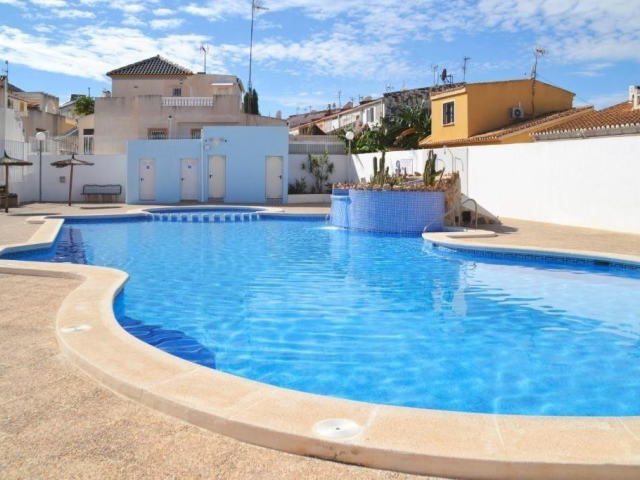 Casa de pueblo en venta, Orihuela