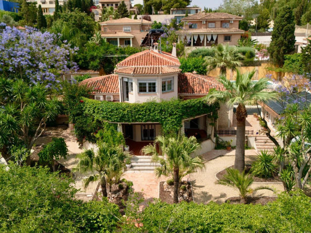 Вилла на продажу, Alicante