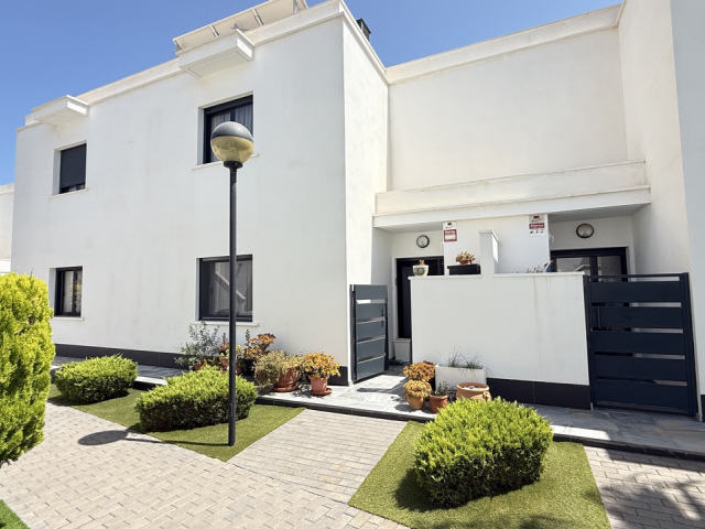 Stadshus till salu, Cabo Roig