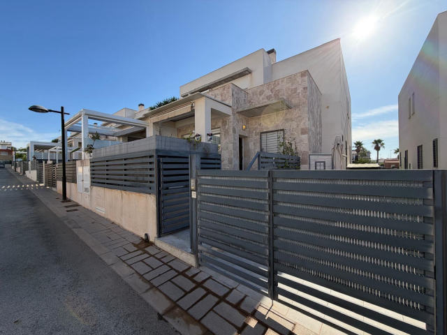 Byhus til salgs, Aguas Nuevas, Torrevieja