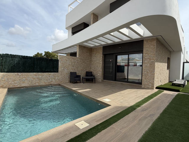 Villa for sale, Los Montesinos