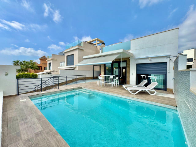 Villa in vendita, Bellavista, San Miguel de Salinas