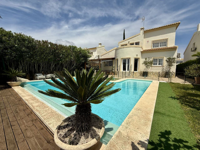 Villa for sale, Orihuela Costa