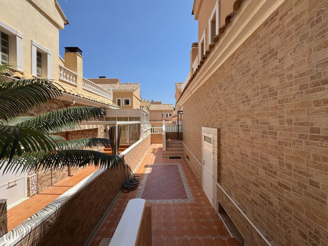 Town House for sale, Urbanizaciones, Guardamar del Segura