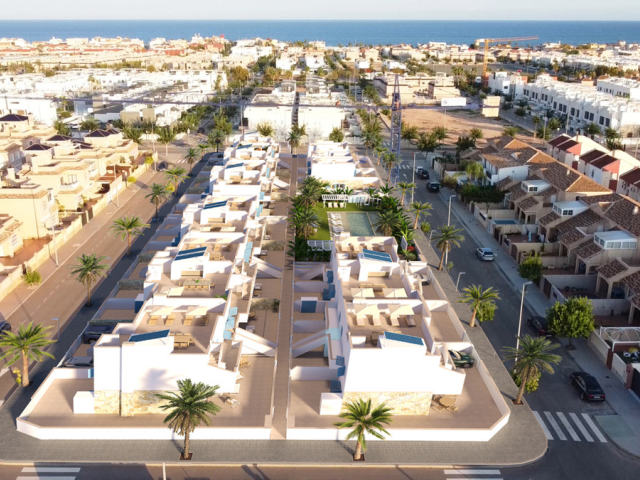 Houses and apartments in Torre de la Horadada