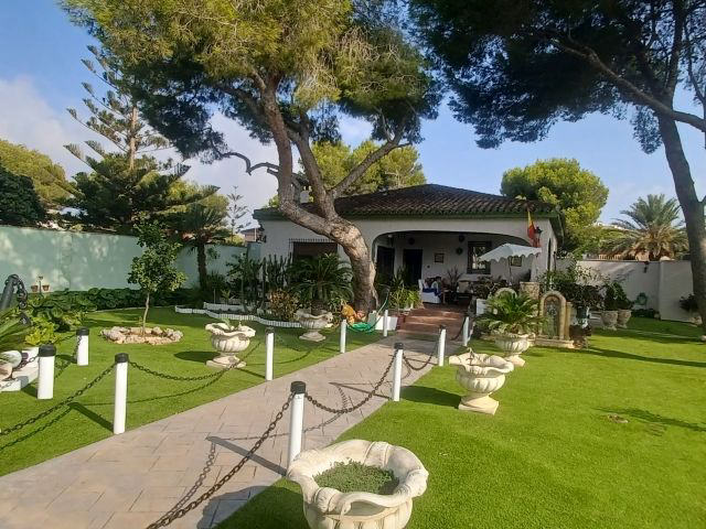 Вилла на продажу, Orihuela Costa