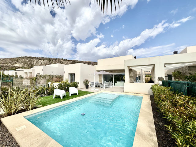 Villa for sale, La Finca Golf, Algorfa