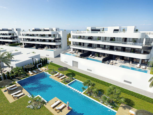 Apartments and villas with golf views in Las Lomas del Rame-Bahía Bella
