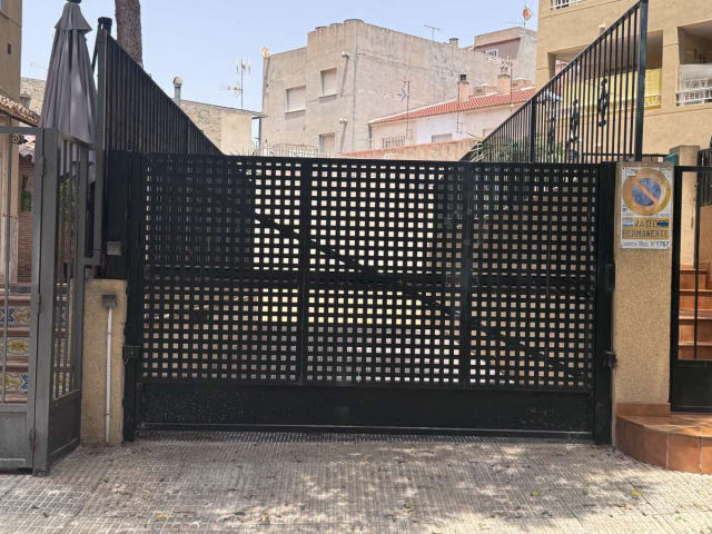 Propiedad en venta, Lo Pagan