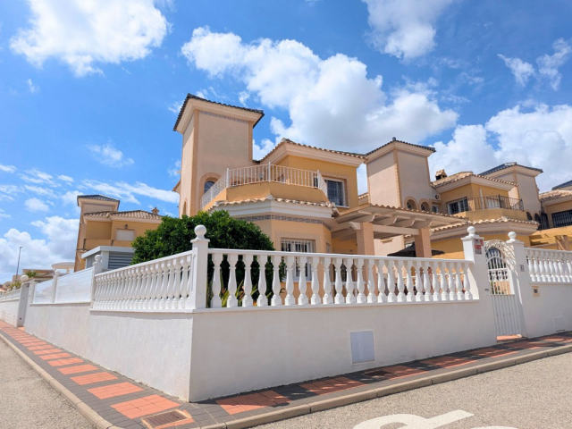 Villa te koop, Orihuela