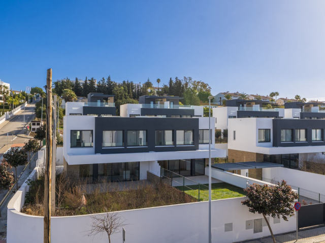 Villa for sale, Estepona