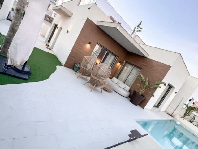 Villa for sale, San Miguel de Salinas