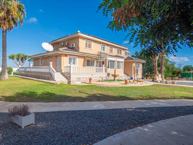 Villa for sale, San Miguel de Salinas