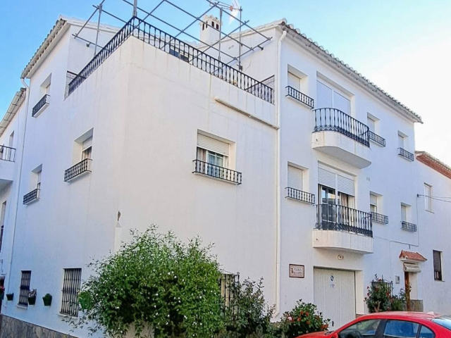 Villa for sale, Benarrabá