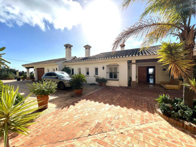 Villa for sale, Mijas
