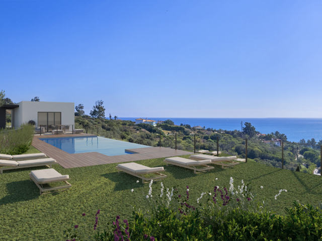 Houses with sea views in Torreguadiaro-San Diego