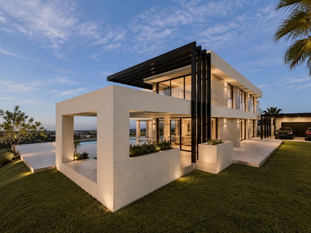 Villa for sale, Estepona