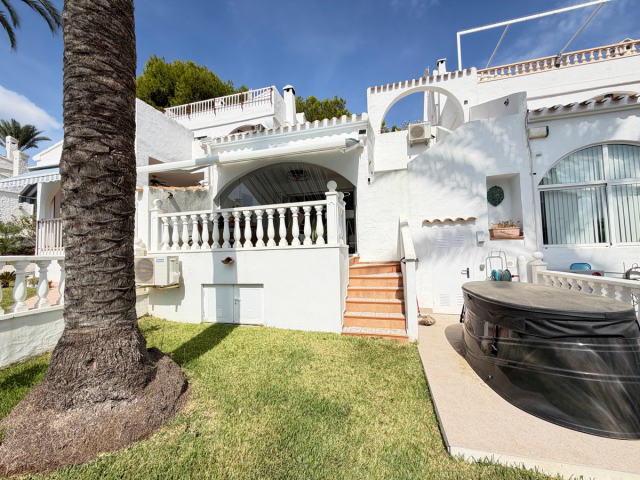 Villa en venta, Orihuela