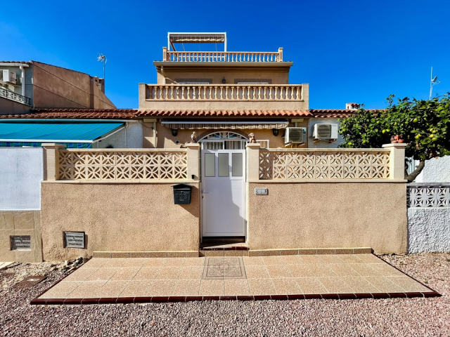 Міський будинок на продаж, Torrevieja