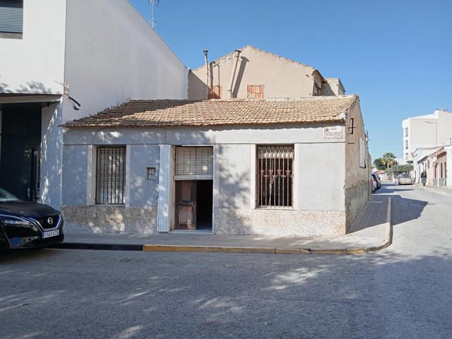 Pareado en venta, Los Montesinos