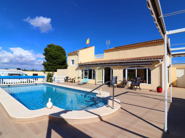 Country House for sale, Rafal
