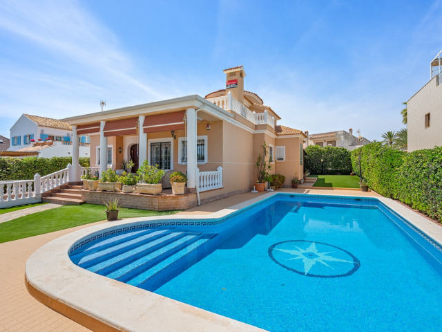 Villa til salgs, La Mata, Torrevieja