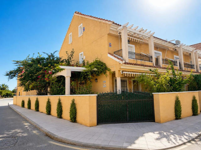 Adosado en venta, Torre de la Horadada, Pilar de la Horadada