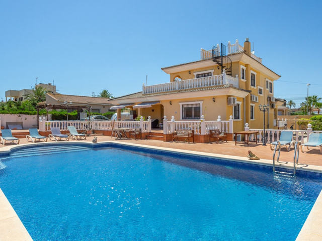 Villa for sale, Los balcones, Torrevieja