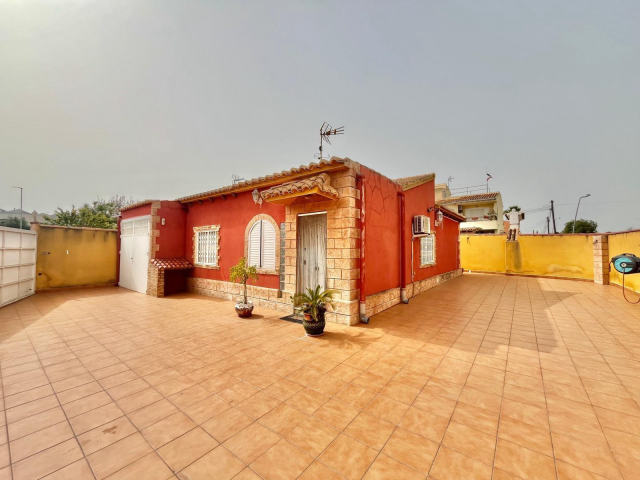 Villa for sale, Los Balcones - Los Altos del Edén, Torrevieja