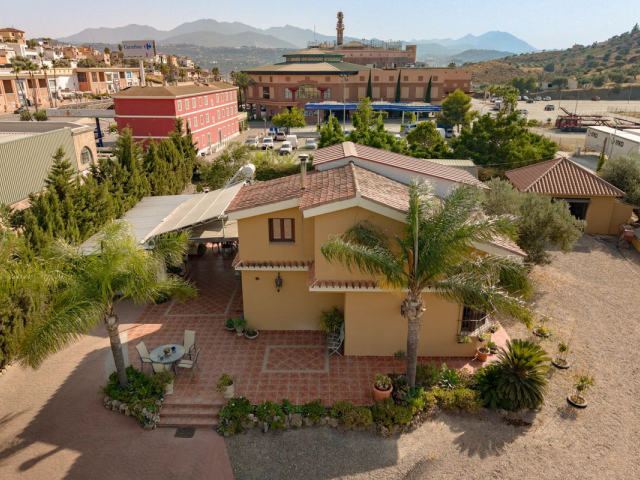 Villa for sale, Coín