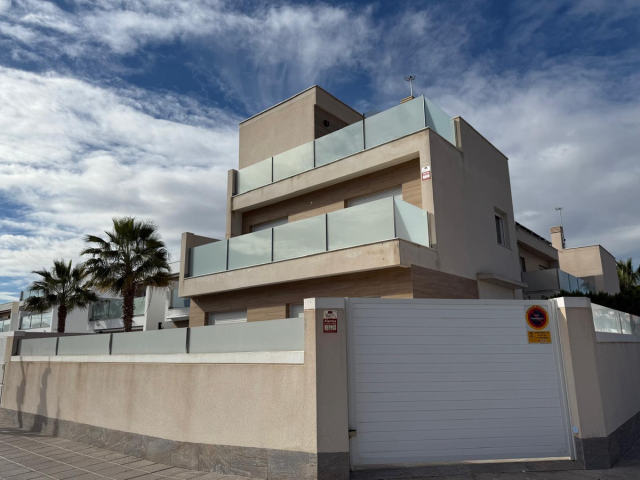 Villa till salu, Pilar de la Horadada