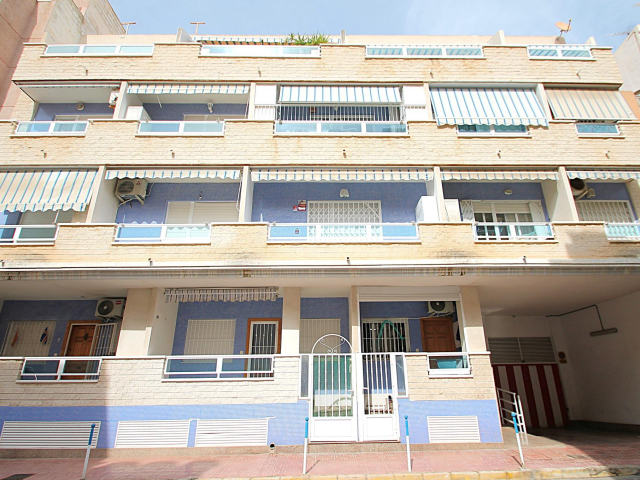 Apartment for sale, Las Piscinas Naturales, Torrevieja