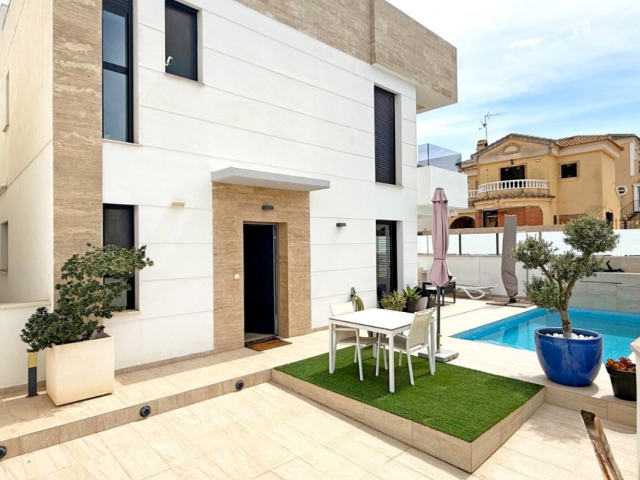 Villa for sale, Orihuela Costa