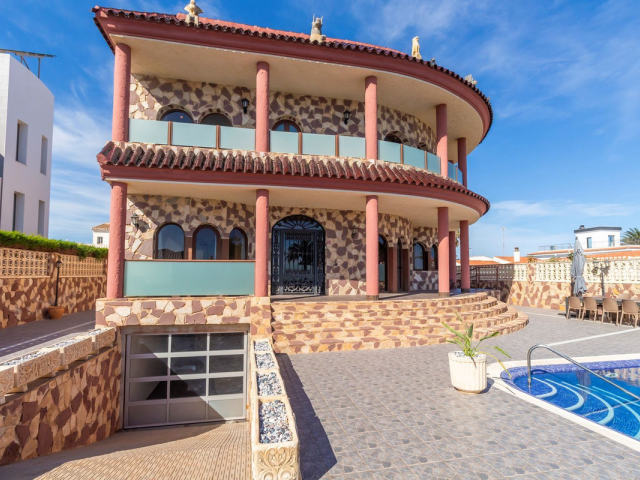 Вилла на продажу, Orihuela