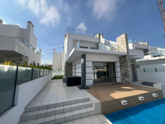 Villa for sale, Los Alcázares