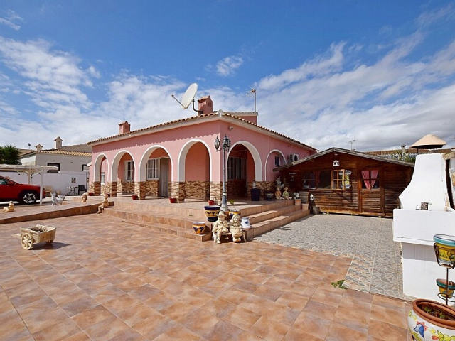 Casa de pueblo en venta, Orihuela
