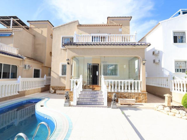 Villa til salg, Las Filipinas, Orihuela Costa