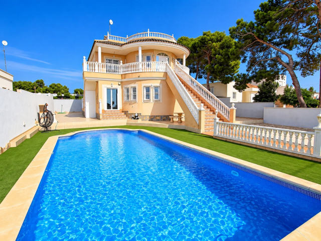 Villa for sale, Campoamor, Orihuela Costa