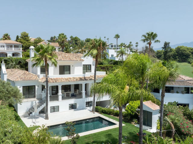 Villa for sale, Estepona